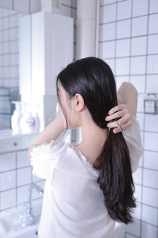 周莹沈星移拥吻